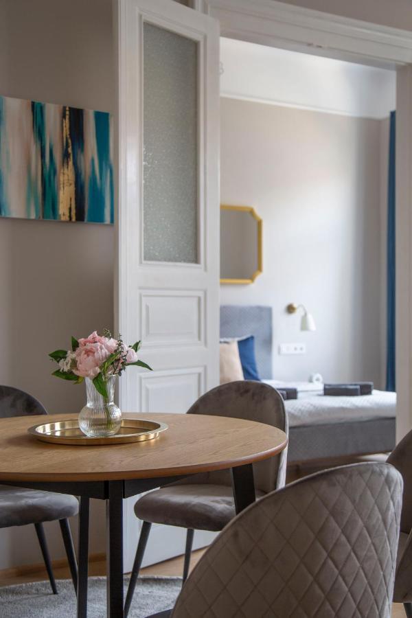 Luxury Elizabeth Residence Next To The New York Cafe Budapest Bagian luar foto