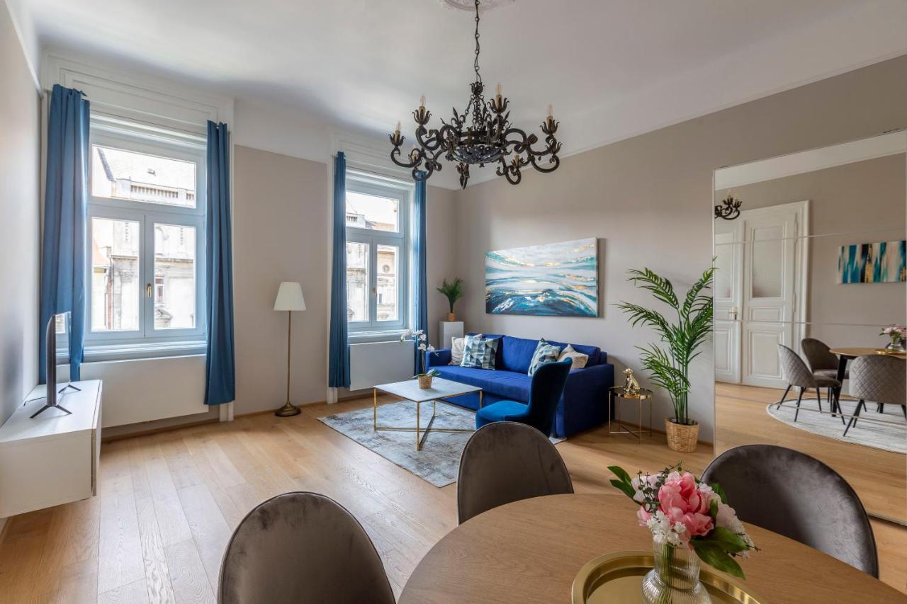 Luxury Elizabeth Residence Next To The New York Cafe Budapest Bagian luar foto