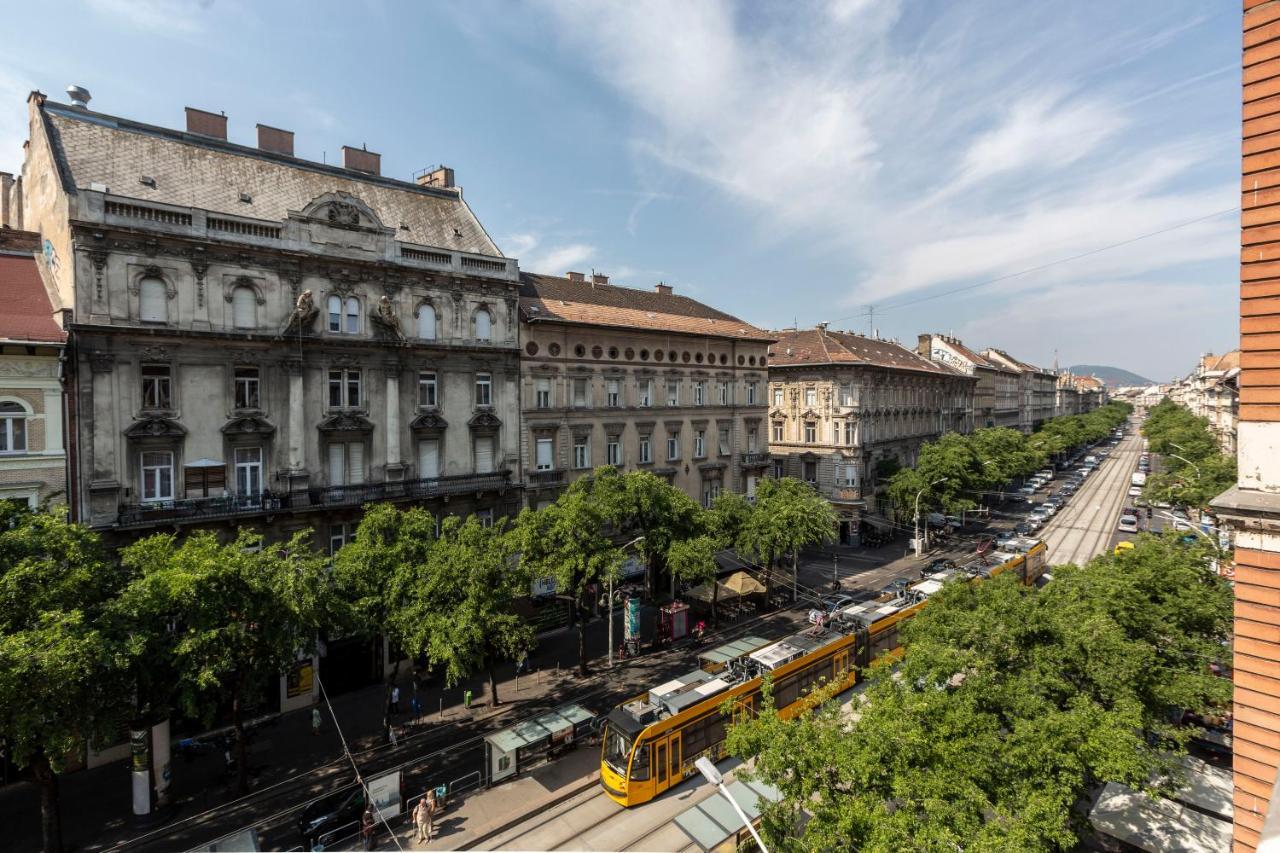 Luxury Elizabeth Residence Next To The New York Cafe Budapest Bagian luar foto