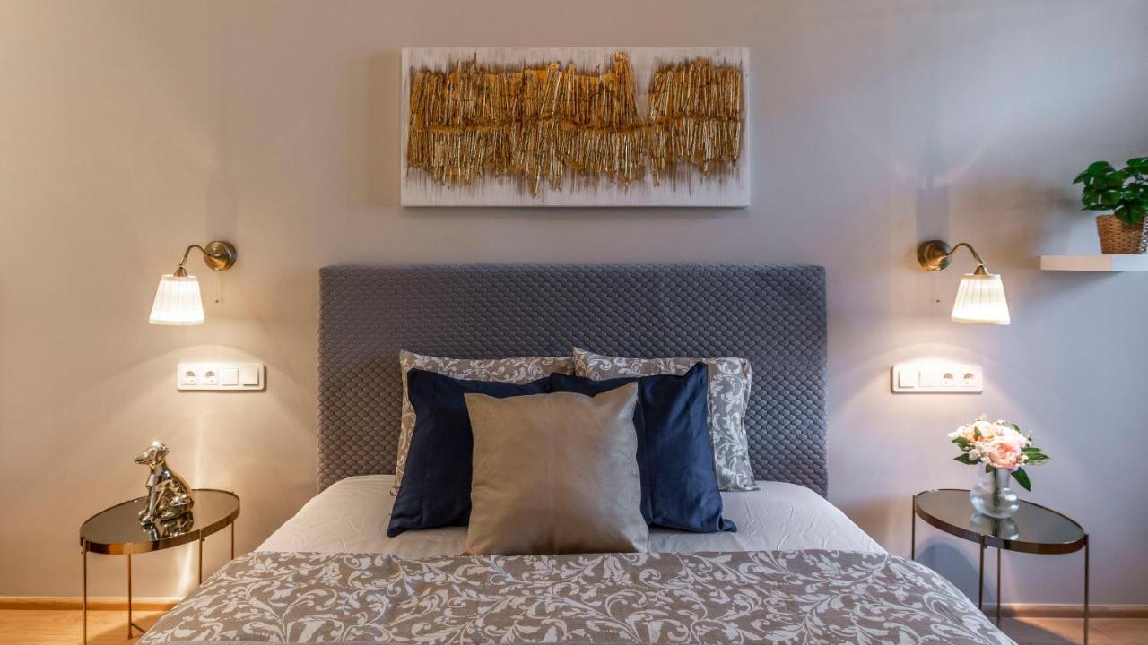 Luxury Elizabeth Residence Next To The New York Cafe Budapest Bagian luar foto