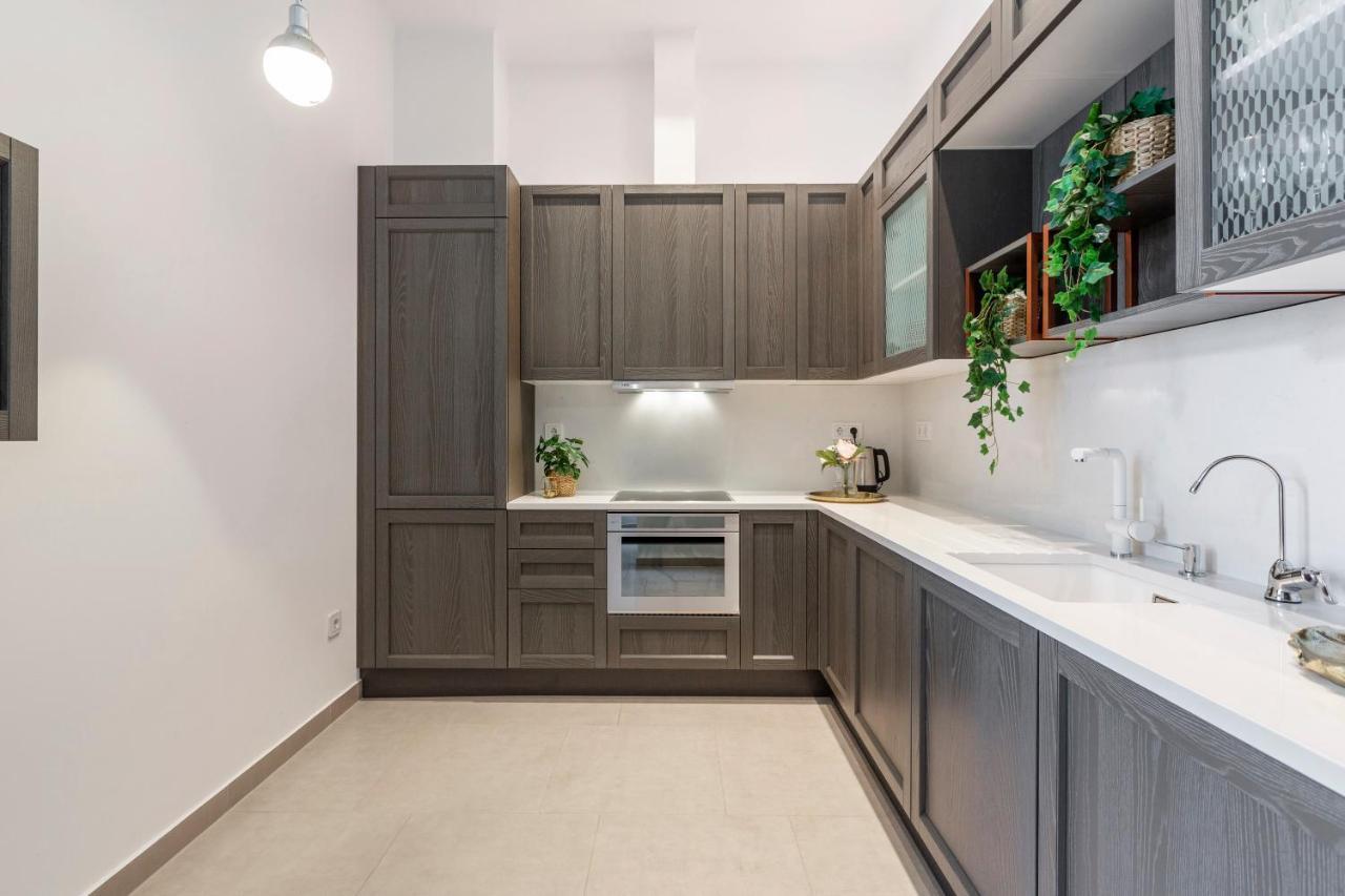 Luxury Elizabeth Residence Next To The New York Cafe Budapest Bagian luar foto